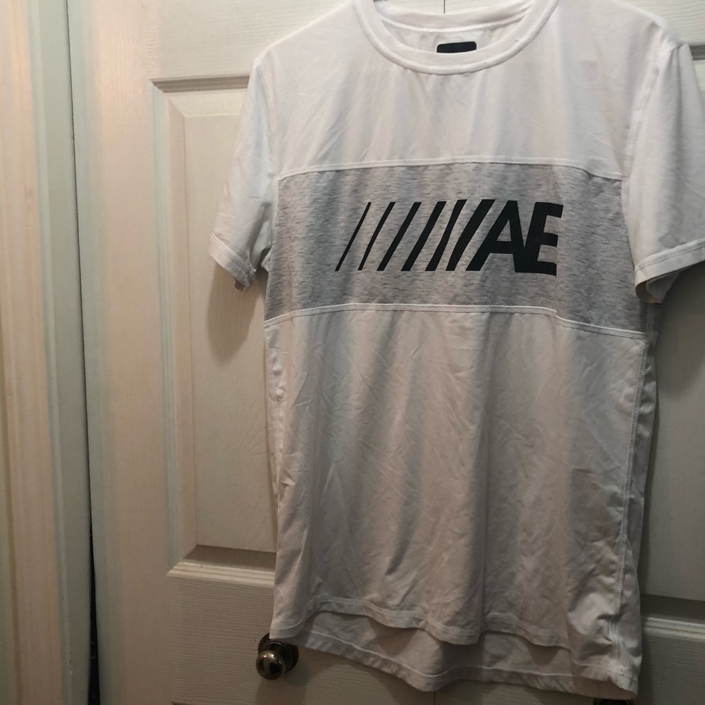 American Eagle Active T-Shirt